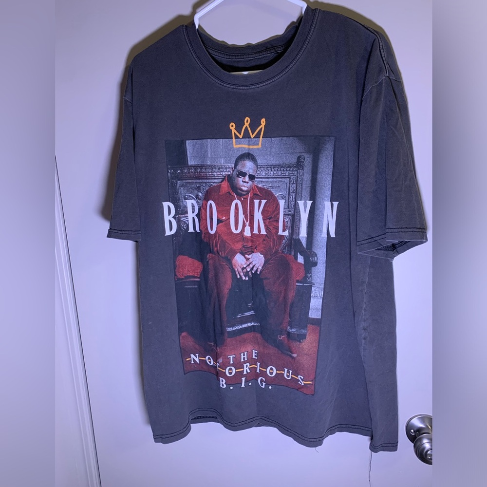 Notorious b.i.g graphic shirt